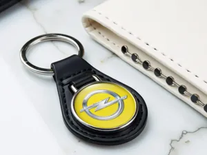 Opel Leder Schlüsseltasche Robust Glänzend Premium Kante